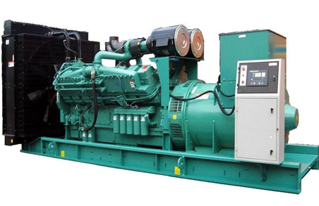 广平570kw康明斯柴油发电机组